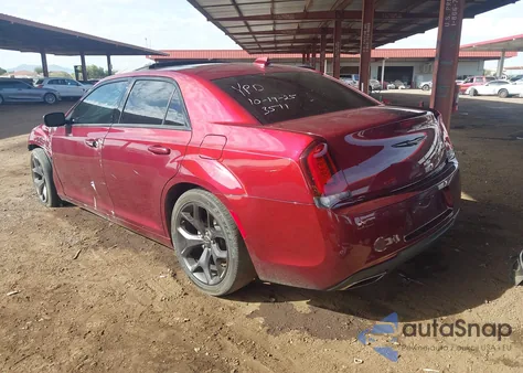 2023 Chrysler 300 300S из США, поврежденный, VIN 2C3CCABG0PH537580
